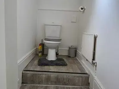 Picture 10